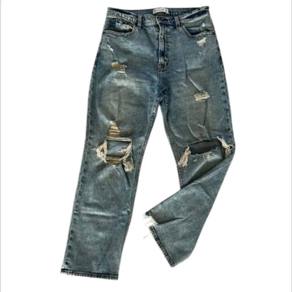 Abercrombie ultra high rise ankle straight jeans acid wash distressed size 30
